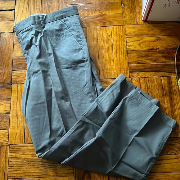 Dockers D2 gray pants size: 38 x 29 - Picture 1 of 6